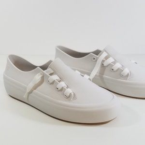 Melissa White Ulitsa Sneaker
